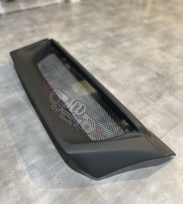 Решетка радиатора LIberal Subaru Forester SF Рестайлинг