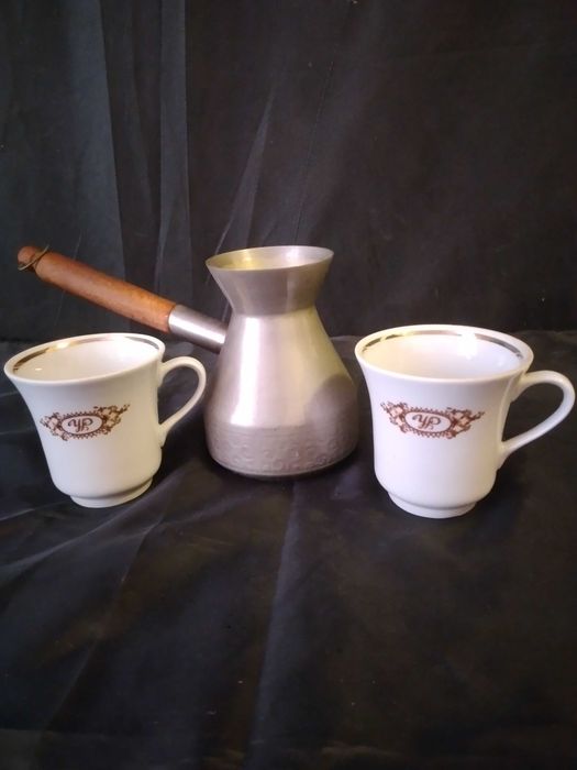 Турка для кофе и 2 чашечки
