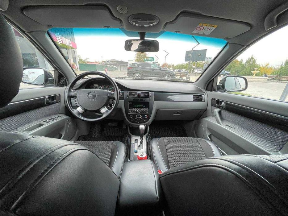 Gentra avtomat bez lyuk