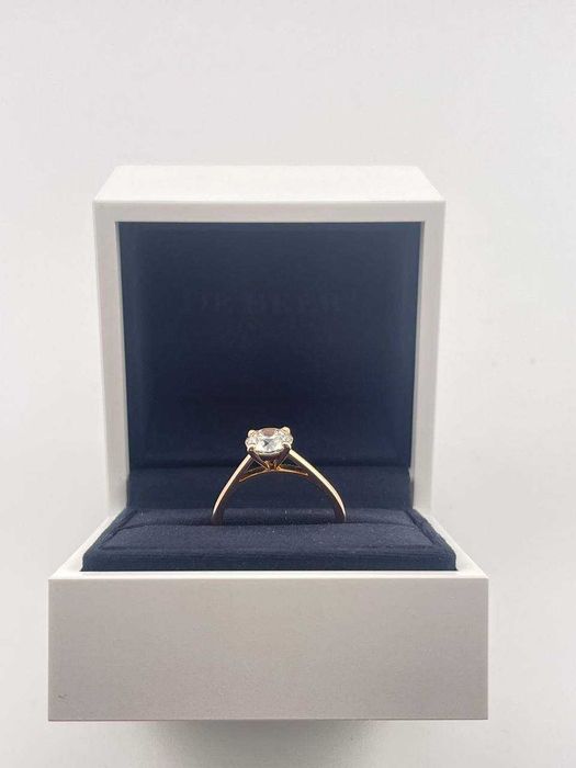 кольцо помолвочное DE BEERS