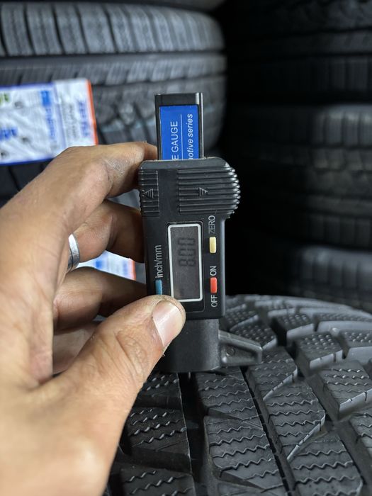 Anvelope Iarna 235/45/17 Bridgestone Blizzak LM001 235 45 17 R17