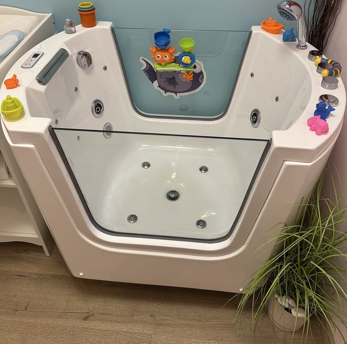 Хидромасажна ваничка / вана / бебе / флотация / джакузи / бебета / Baby Spa