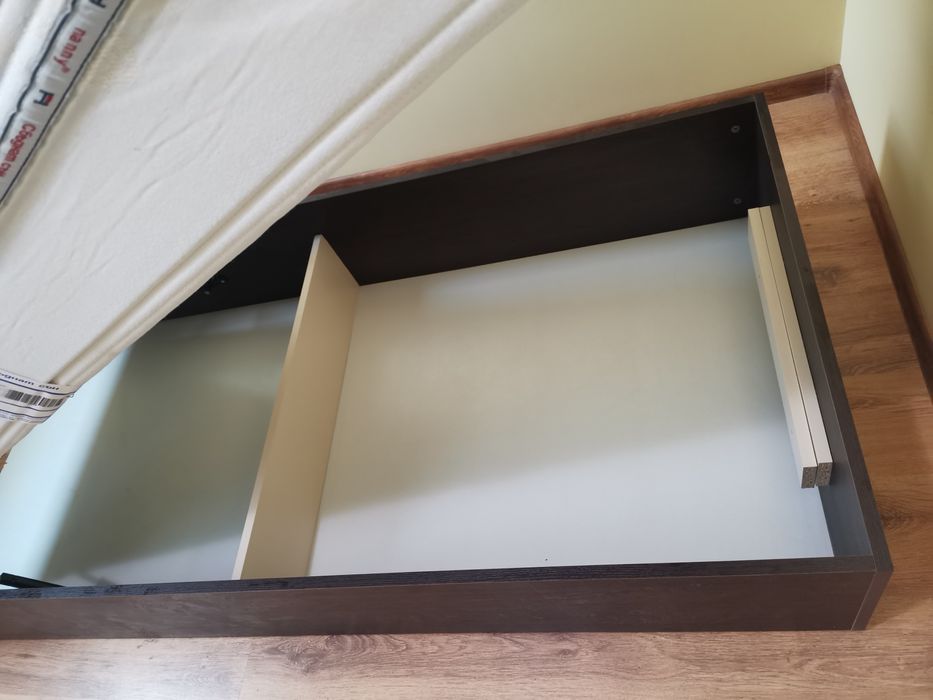 Матрак еднолицев