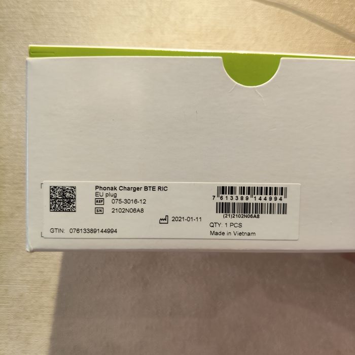 Продам слуховой аппарат Phonak Sky M