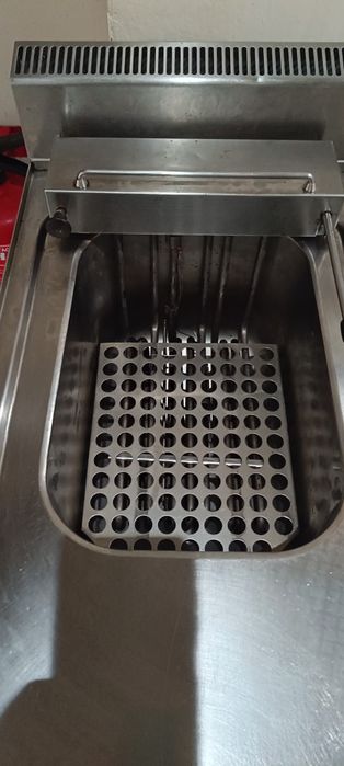 Професионален фритюрник +база