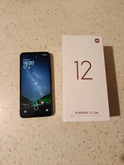 Xiaomi 12 Lite в отличном состояний