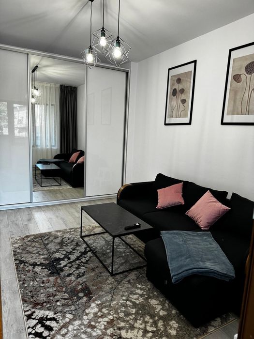 Închiriez apartament 2 camere sector 1 Pod Constanta - Proprietar
Imob