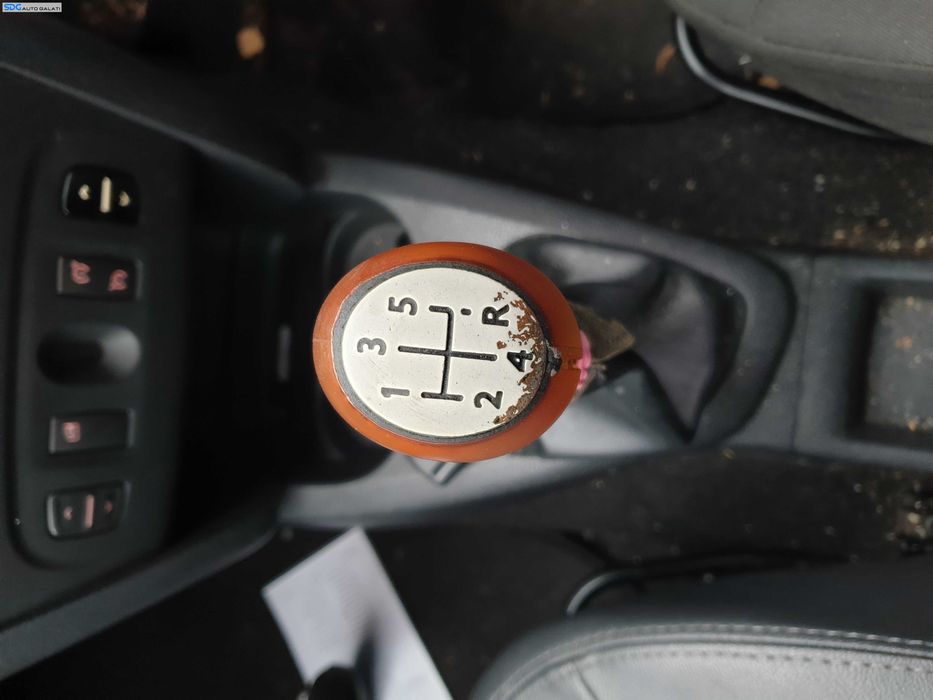 Nuca cu Manson in 5 Trepte de la Schimbator Trepte Viteze Dacia Sandero 2 2012 - 2016 (cu uzura) [Q0524]