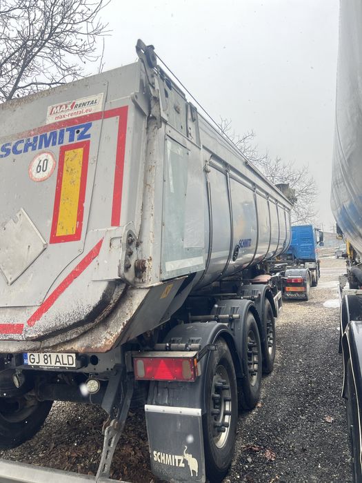 Semiremorca basculabila