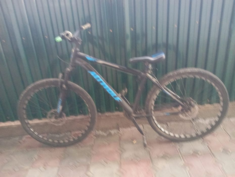 Продам вел торг есть