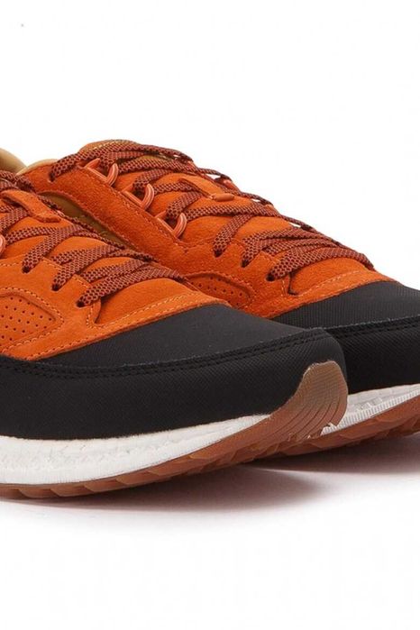 Спортни обувки Saucony Freedom с цветен блок и велур размер 43