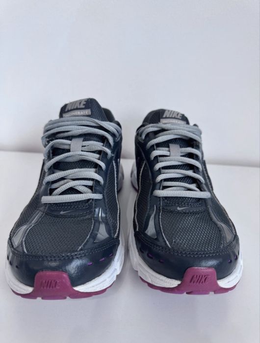 Adidasi nike sala/ alergat