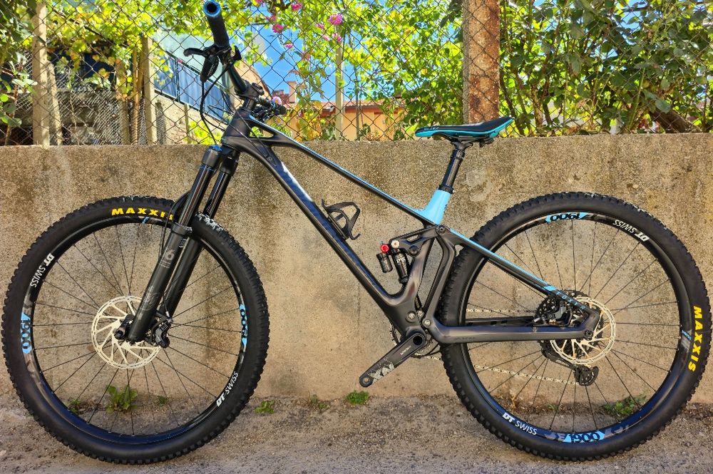 Mondraker Foxy R 29 цола Карбонов Full Fox 2023г. 1х12 Sram. ЕНДУРО ВЕЛОСИПЕД 4-БУТАЛНИ СПИРАЧКИ Sram
