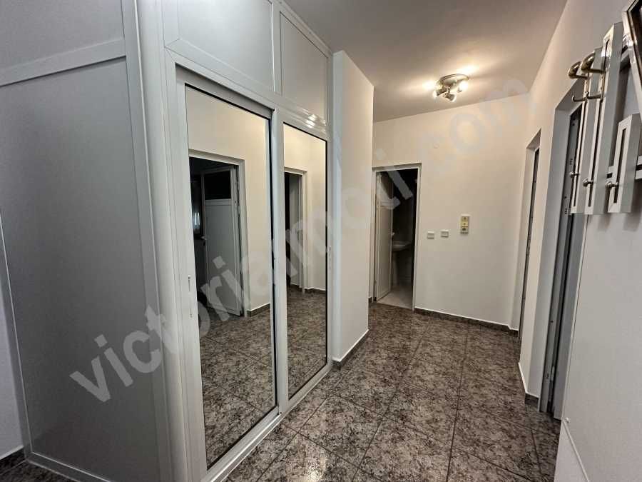 Продава се Четиристаен апартамент в Велико Търново, Център - 157 кв.м за 1303 €/кв.м - Снимка #2