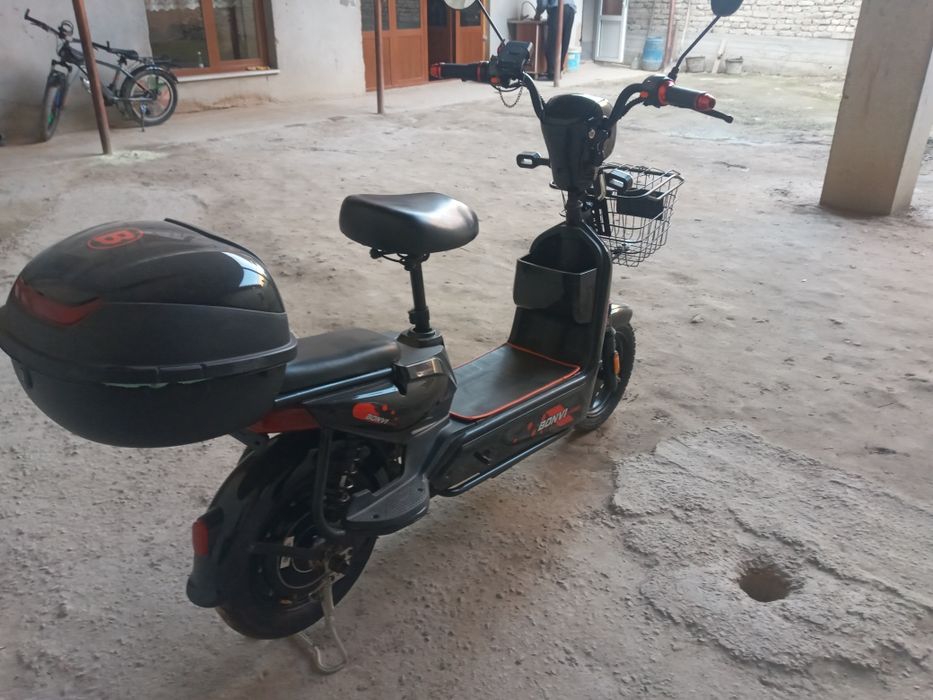 Skuter sotiladi yangi holati