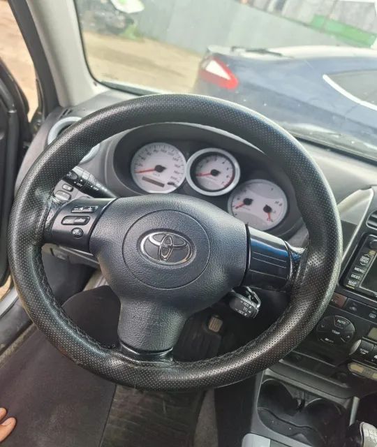 plansa de bord kit airbaguri bara fata armatura capota grila trager calandru far stanga dreapta toyota rav 4  CA facelift motor 2.0 d-4d 116cp  1cd-ftv dezmembrez dezmembrari