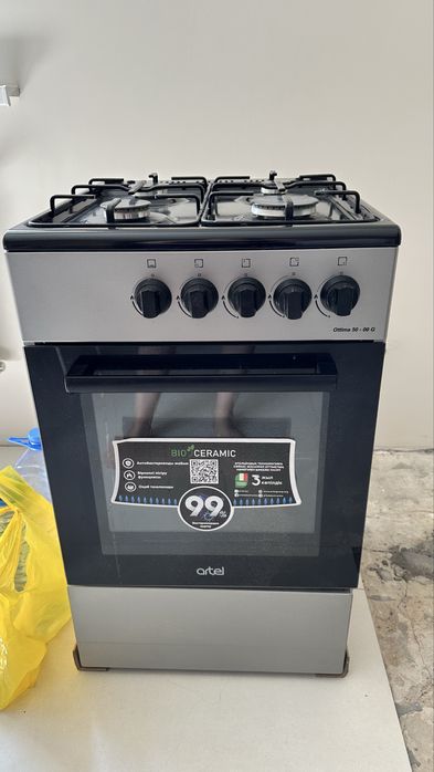 Духовка и газовая плита Artel