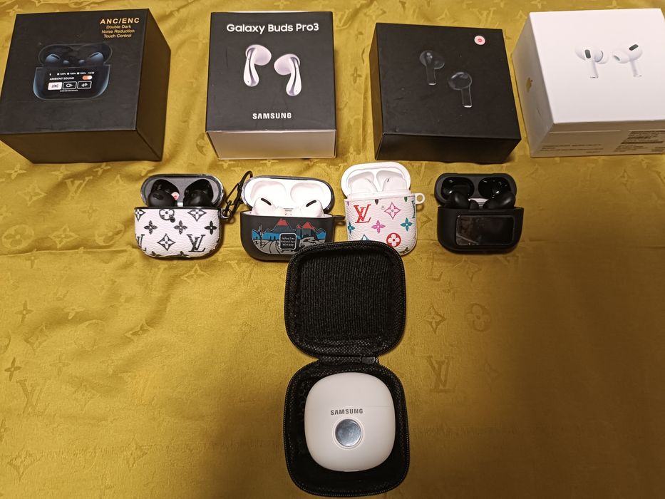 Assalom alekum Naushniklar sotiladi Airpods 1 Airpods 3 Airpods Pro
