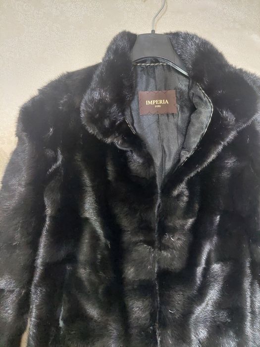 Продаю норковую шубу