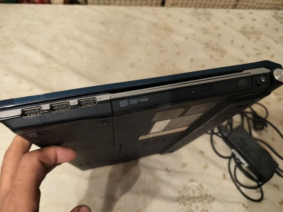 Продаётся ноутбук Asus aspire 5830