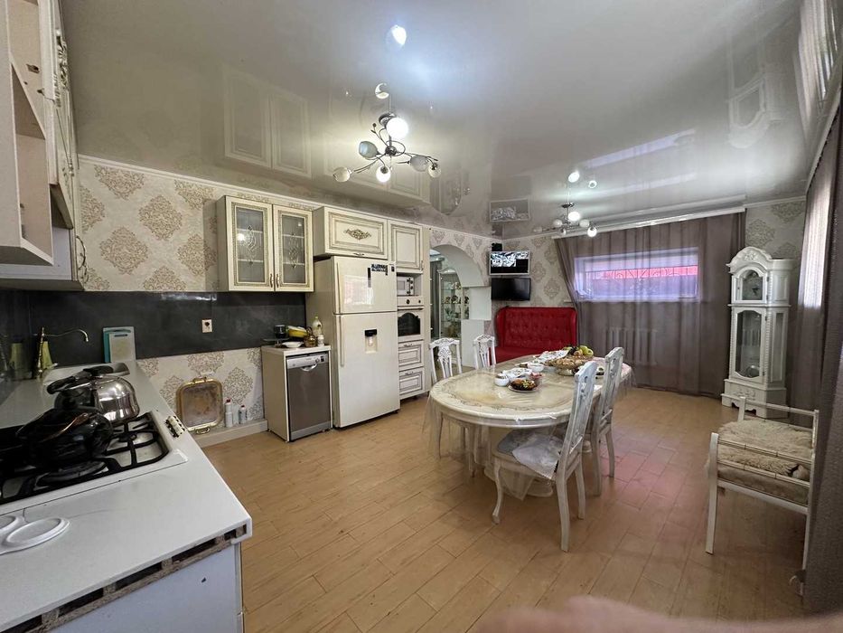 Продам дом район ДЭУ