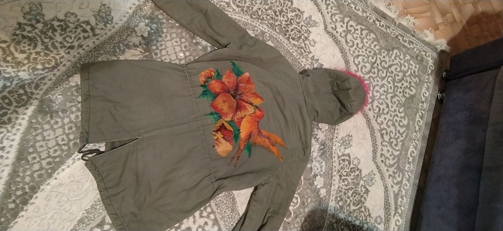 Продам куртку недорого