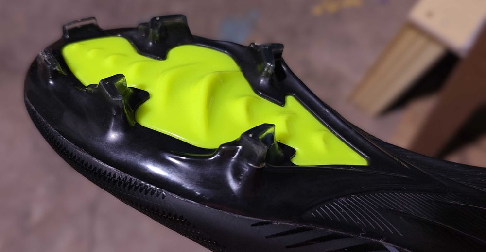 футболни бутонки Fez200W 42 номер