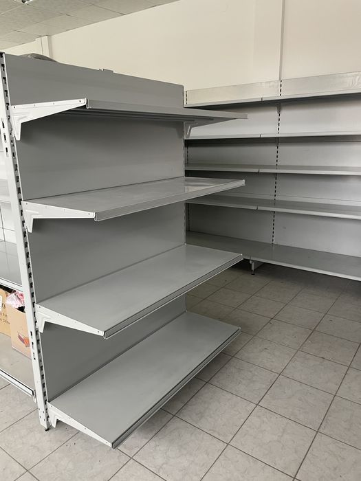 Крайстенни и островни стелажи