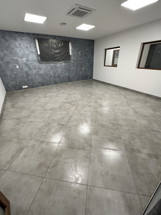 Executam lucrari de amenajari interioare