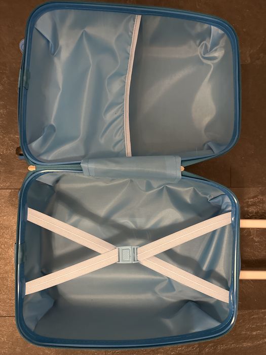 Troler/geamantan de copii pe 4 roți