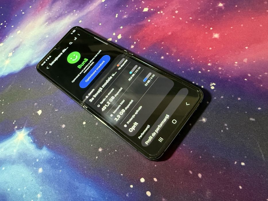 Samsung Galaxy Z Flip 5 , 512GB , Negru , In stare buna .