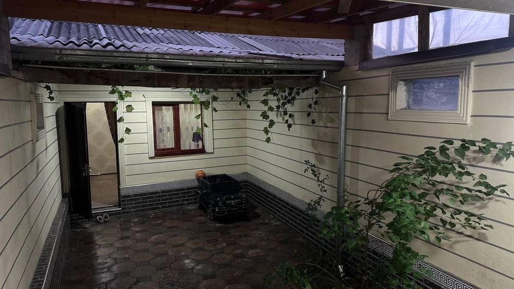 Продаётся маленький участок