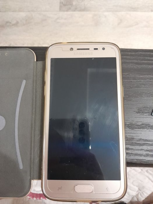 Продам телефон Samsung galaxy j2