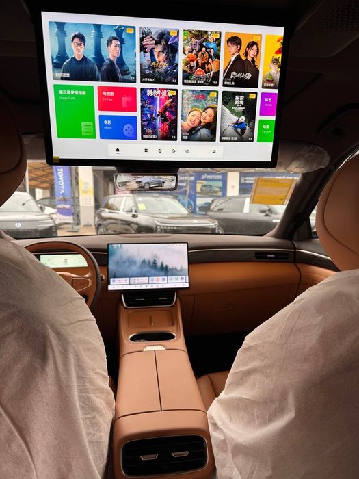 Dongfeng Aelous L8
Phev gibrid
5o’rindiqli krosover
4ta sdiena istish-