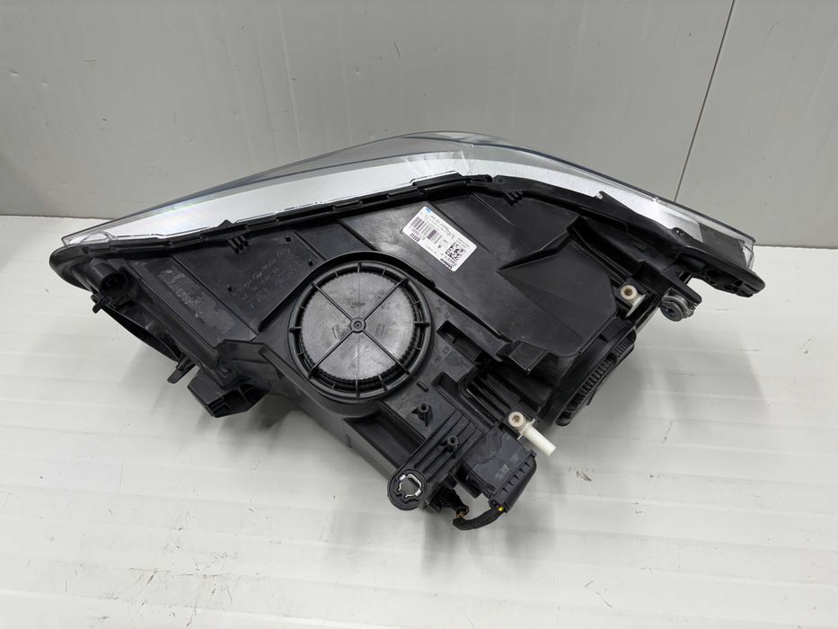 Десен фар H7 БМВ Х1 Ф48