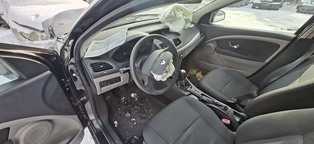 Dezmembrez Renault Megane 3 1.6B 2012