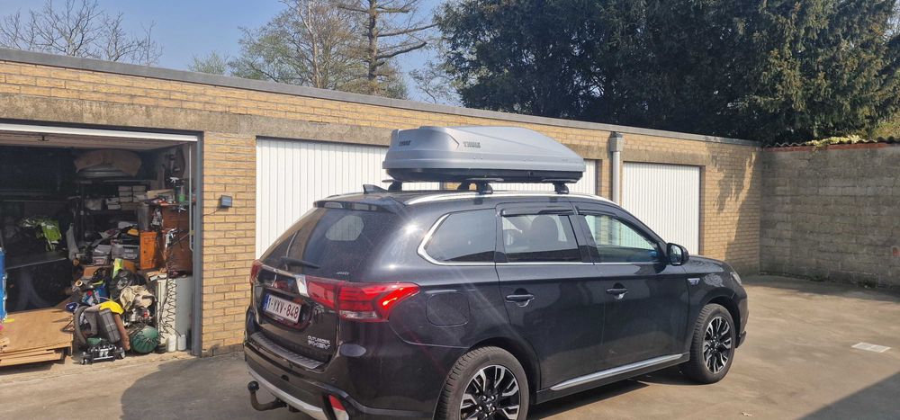 Thule turing 200-НАЛИЧЕН