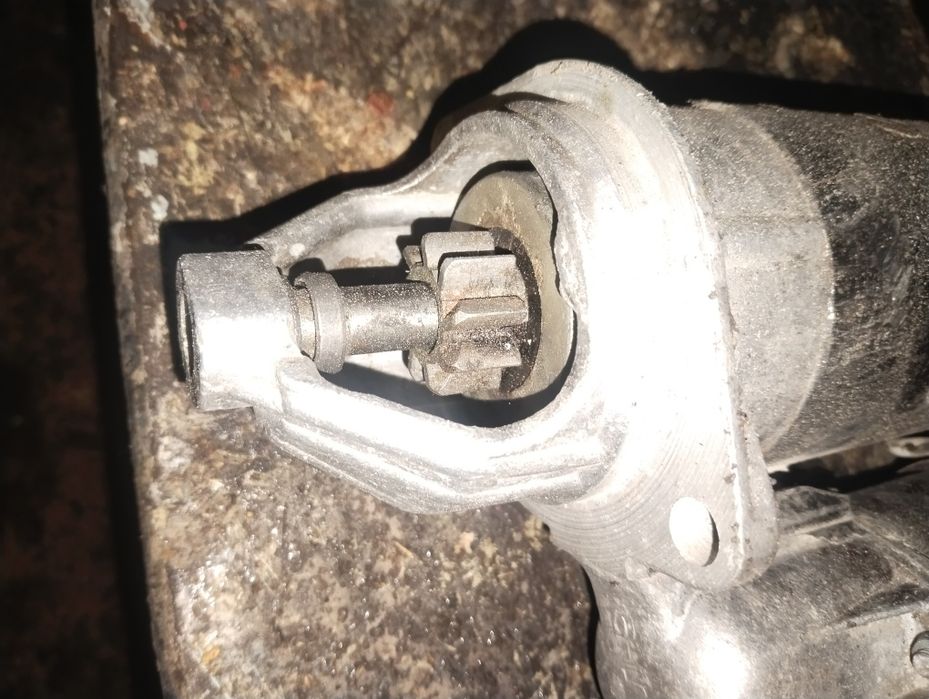 Стартер на пускач