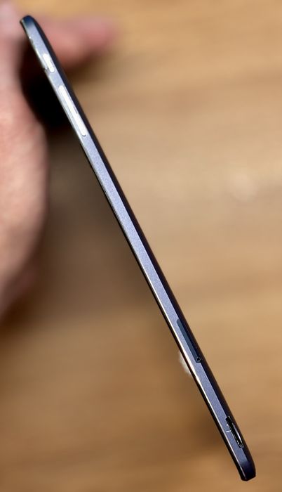 Таблет Vonino Sirius QS с 7,9” IPS дисплей, 16GB и подръжка на 3G SIM