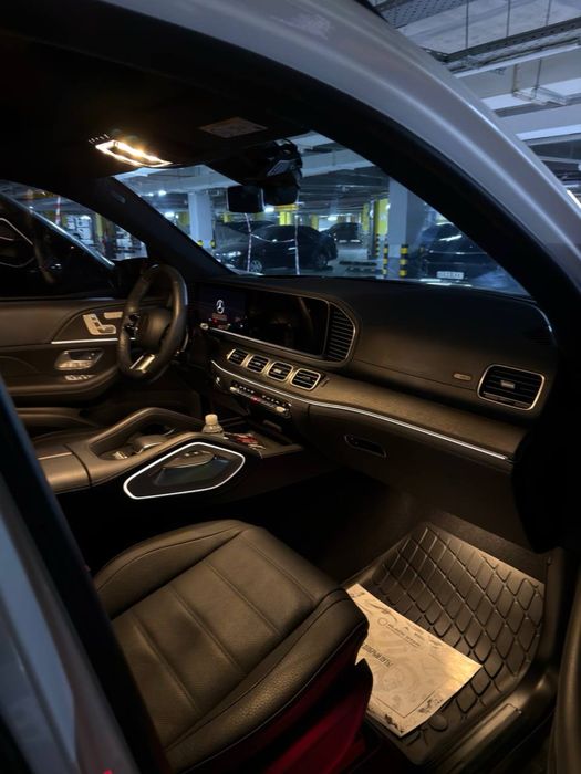 Mercedes-Benz GLS 450 год 2024