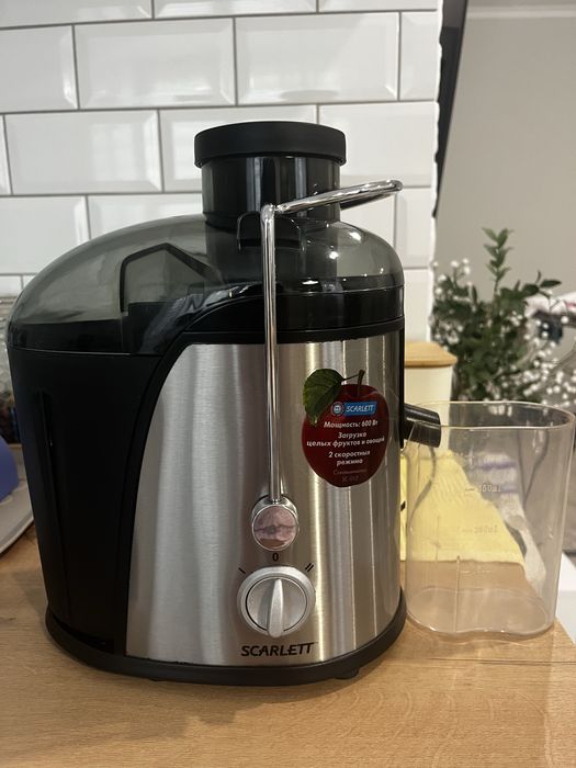 Соковыжималка Scarlett