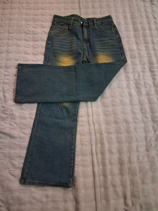 Модные джинсы y2k расклешенные