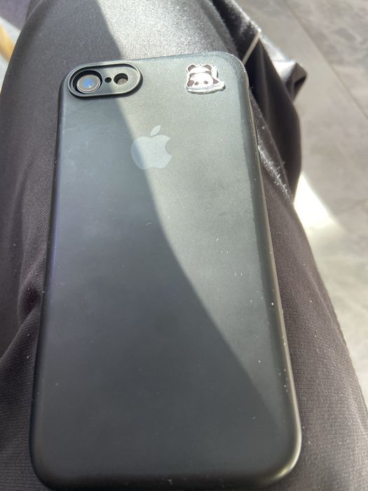 Продаю Iphone 7 64гб