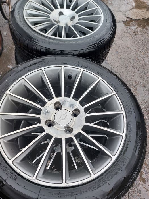 15 R mers 222 diska balon Spark Nexa Lada Vaz