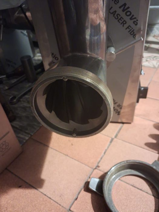 Masina de tocat profesională