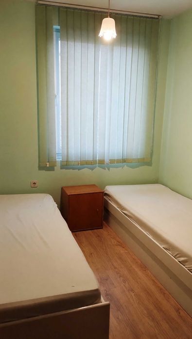 Тристаен апартамент под наем