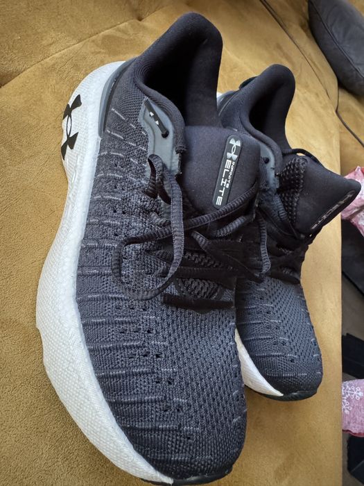 Маратонки Under armour42,5 номер 27 см