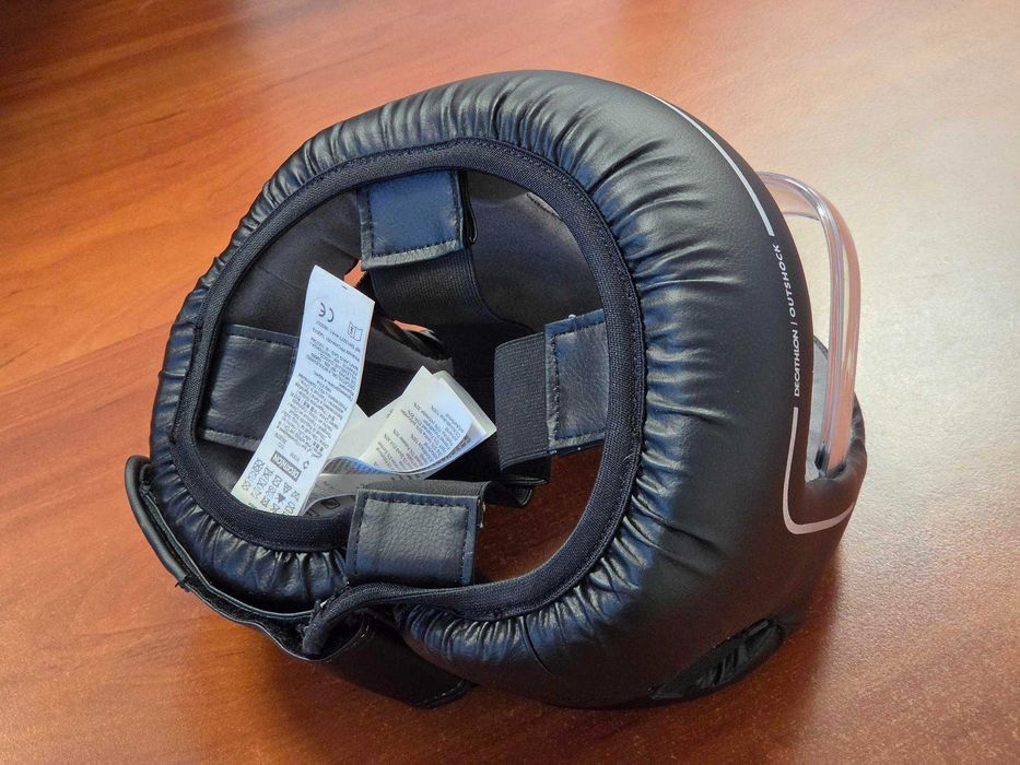 Articole / echipament BOX Decathlon - casca, manusi, palmare - CA NOI!