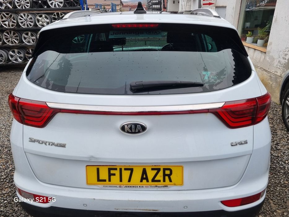 Haion Cu Luneta Kia Sportage IV - SUV 4 Usi CASA WHITE WD (1405)