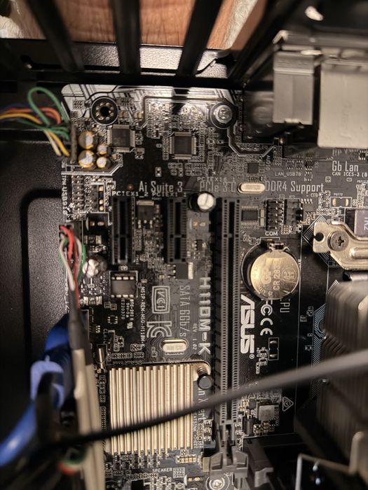 KIT PC complet (fără sursă) – i7-7700K, ASUS H110M-K, 16GB RAM DDR 4, HDD 1TB.m + SSD 500GB, Cooler ARGB, DVD-RW, Carcasă